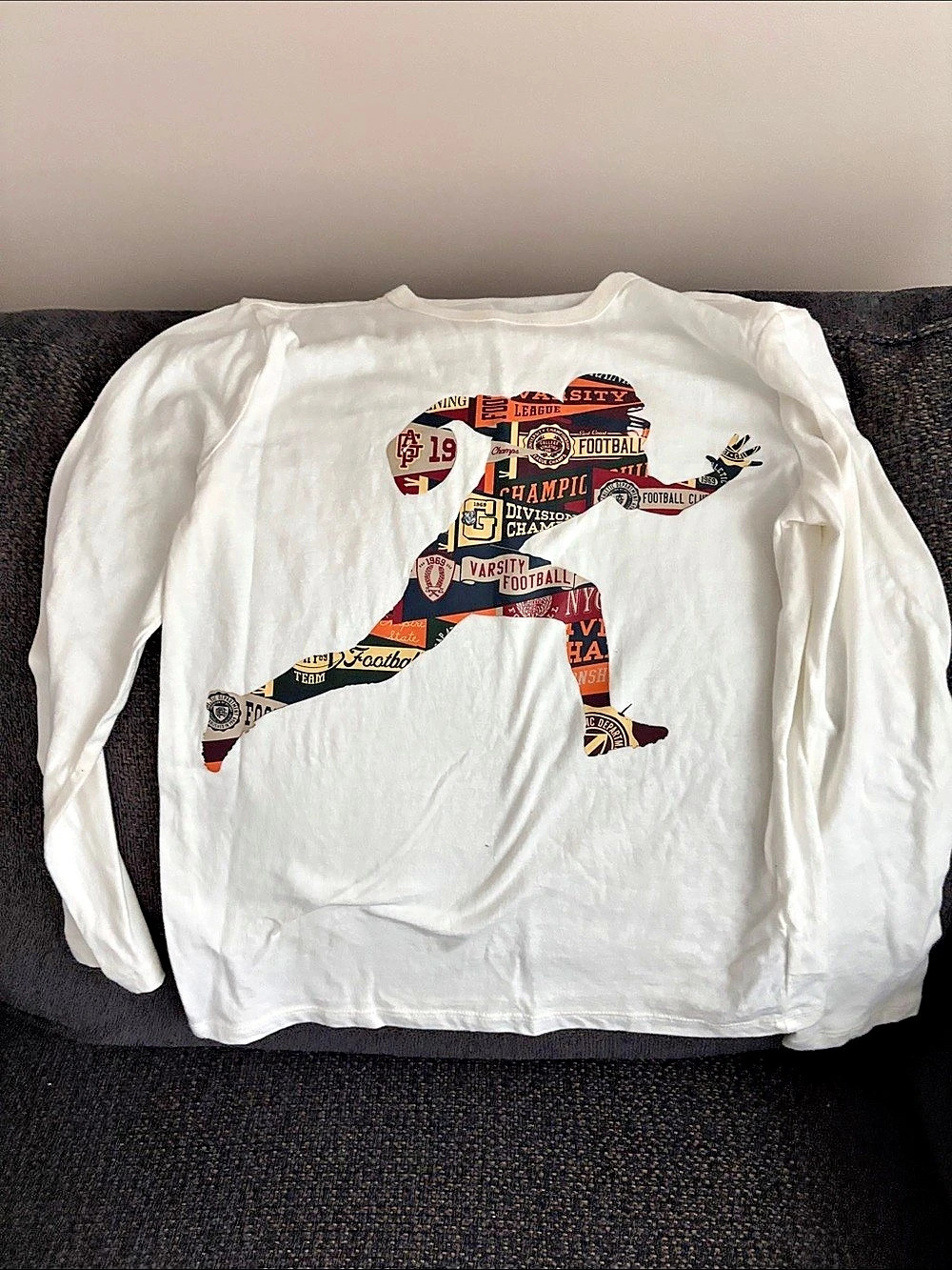 GAP Kids Graphic Long Sleeve Size Medium